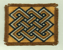 <br />Entrelaçado <br />Price = 40€<br /><br />
										<a href='../loja-online/?product=entrelacado-en&lang=en' target='_blank'>BUY NOW.</a><strong>
